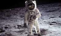 L'homme qui a marché sur la lune 