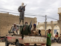 Paris demande à ses ressortissants non indispensables de quitter le Mali 